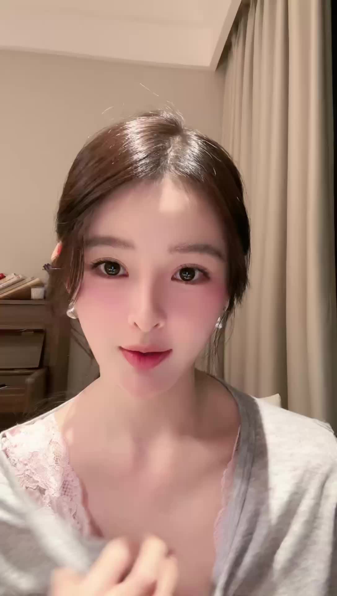 布琳__2025-01-21_21-40-12_005