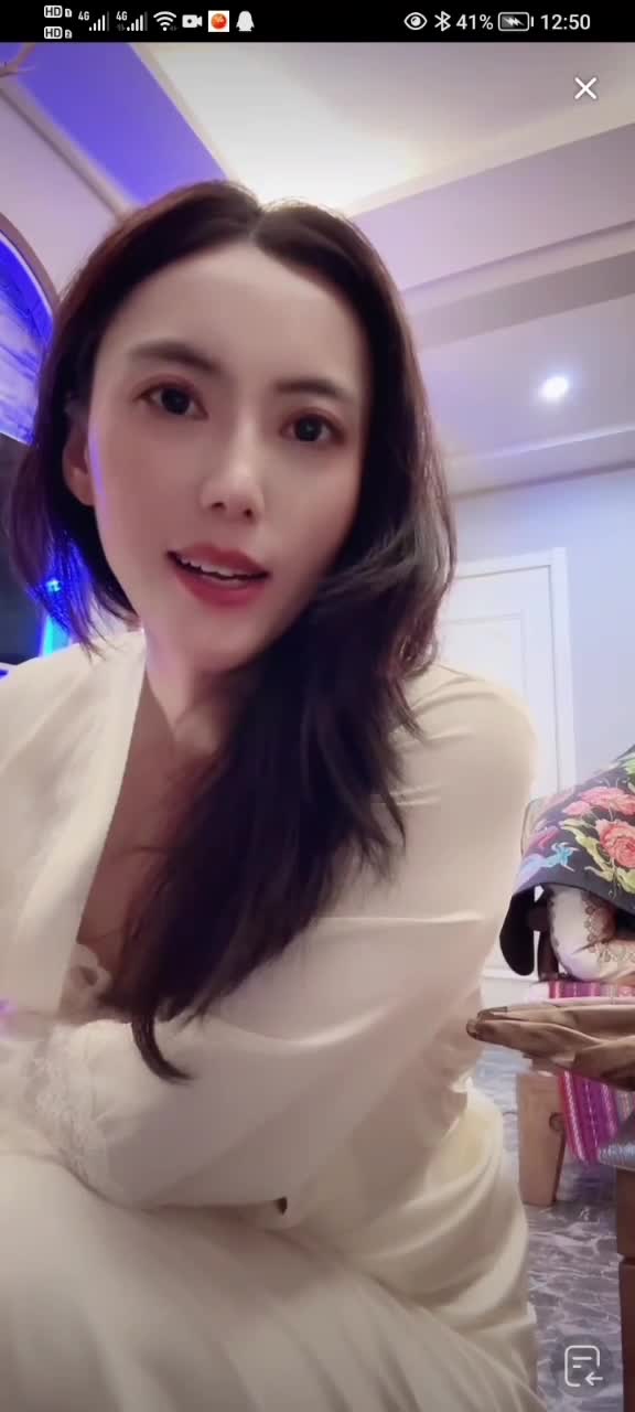 kanluping,com直播录屏闪现 (34).MP4