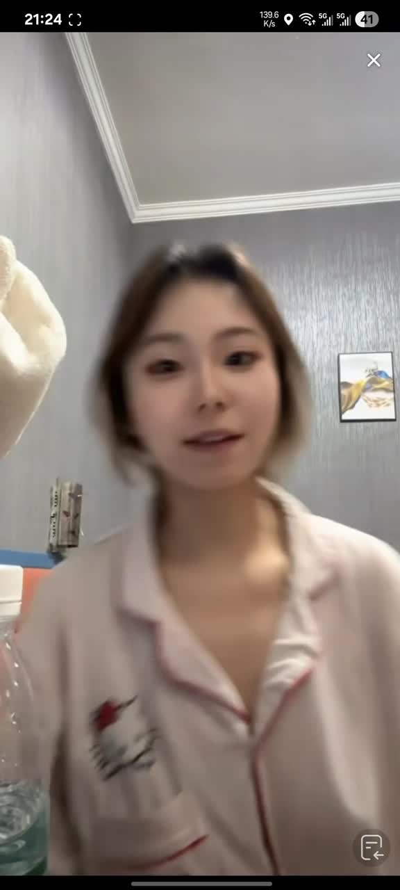 kanluping,com直播录屏闪现 (75).MP4