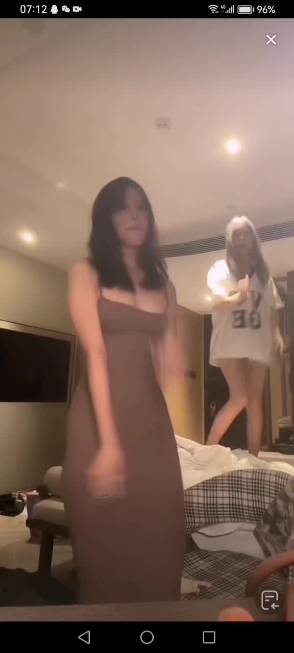 kanluping,com 免费闪现视频 (3).MP4