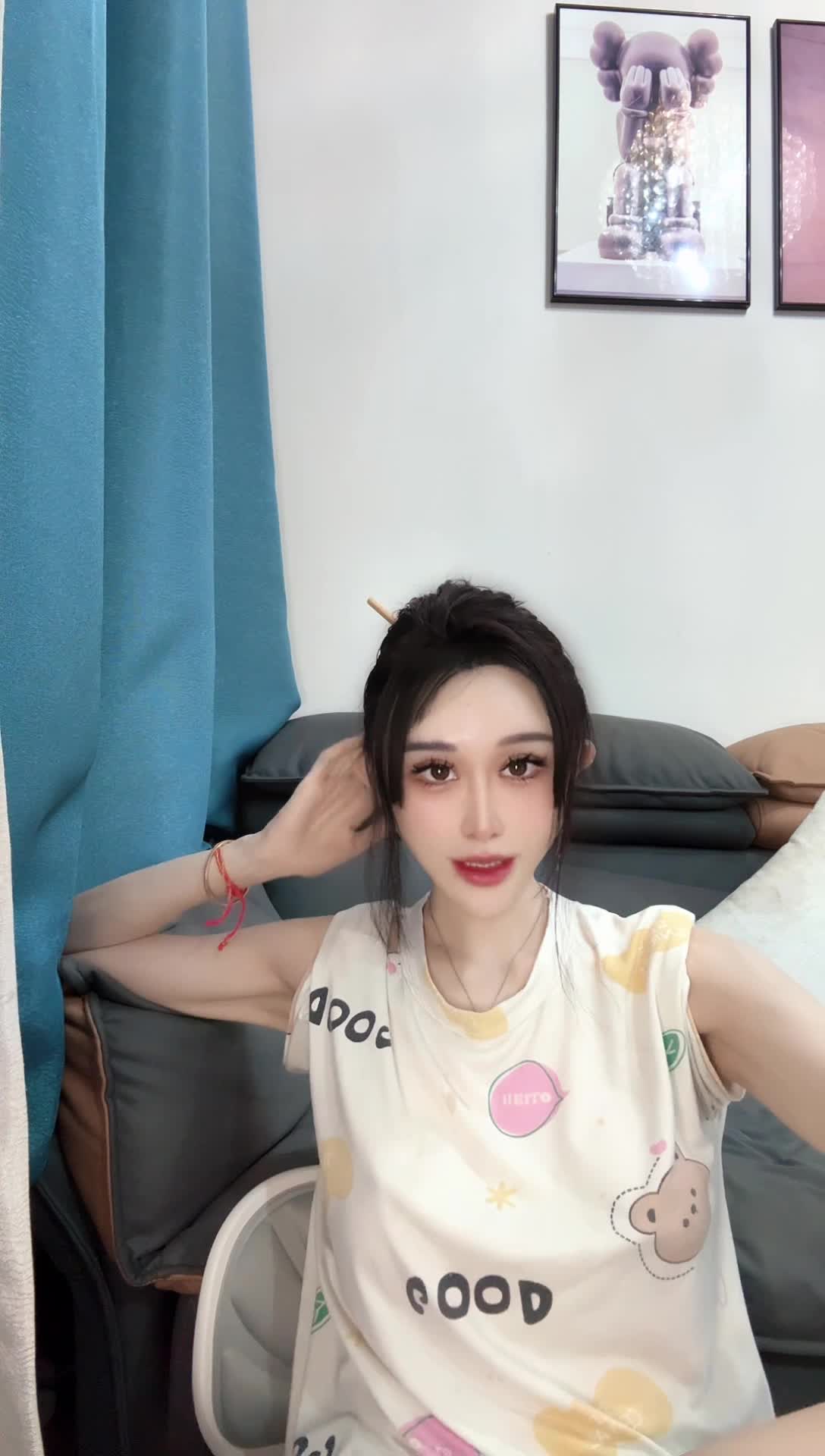 小桃兔兔