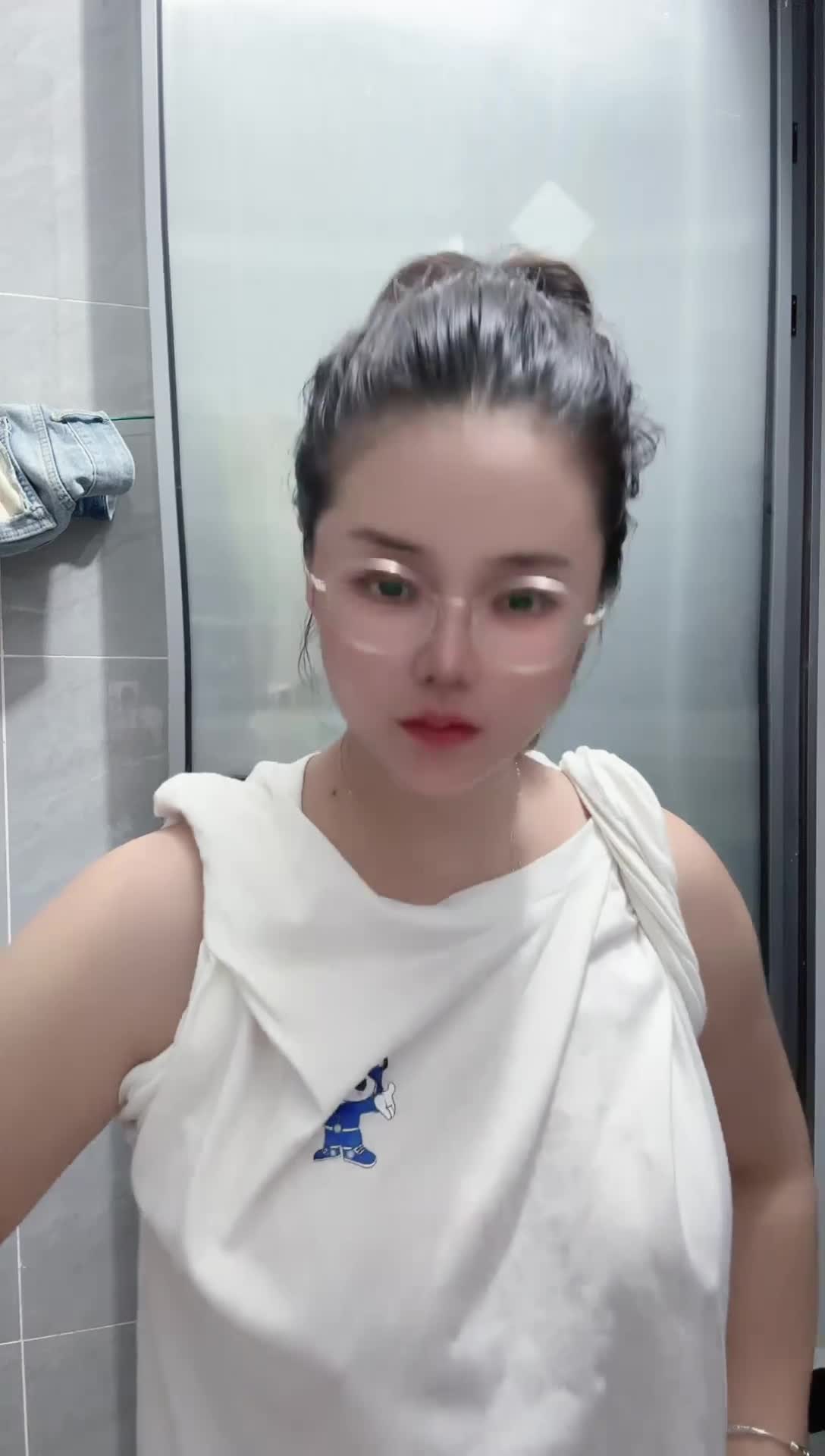 太师也疯狂_2025-08-18_21-33-37_066