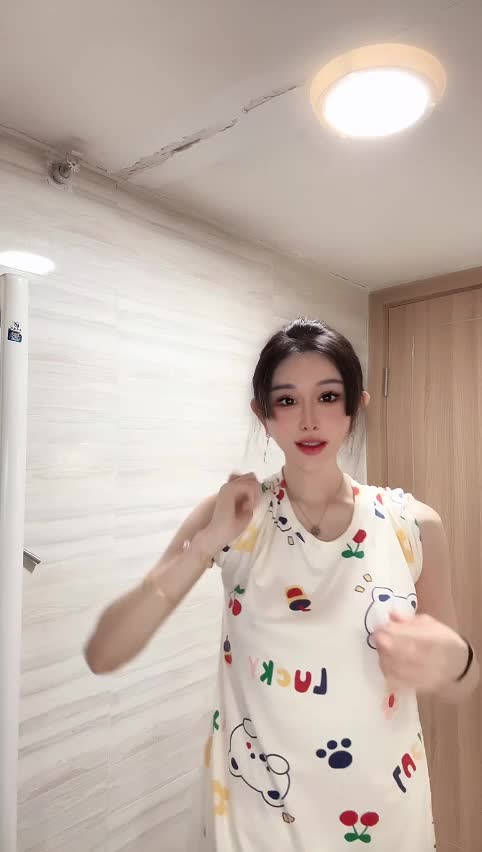 小桃兔兔