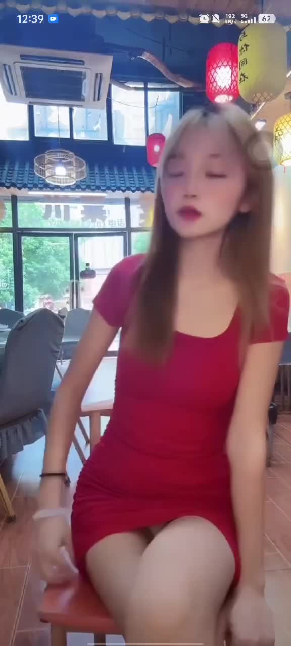 kanluping。com直播闪现视频 (75).MP4