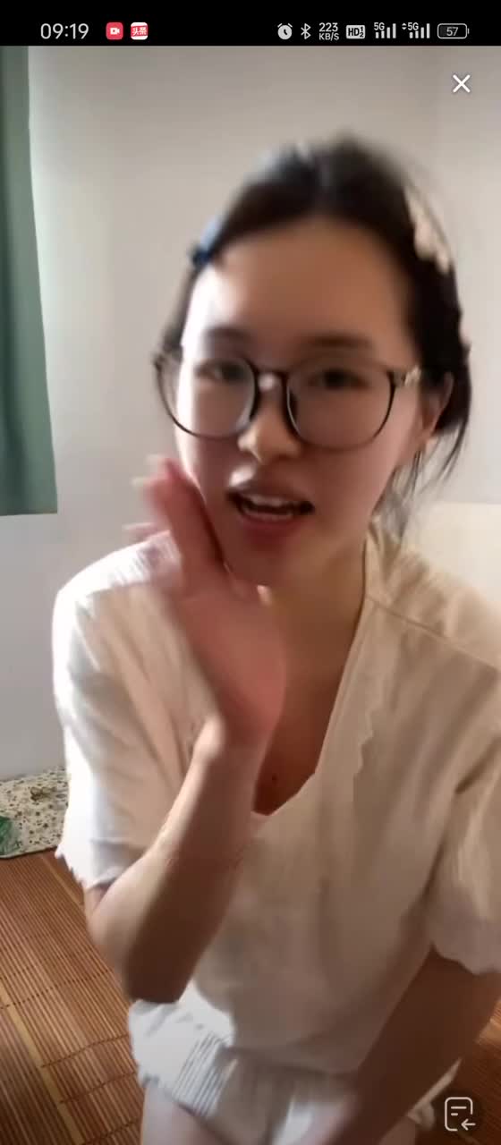 kanluping。com直播闪现视频 (89).MP4