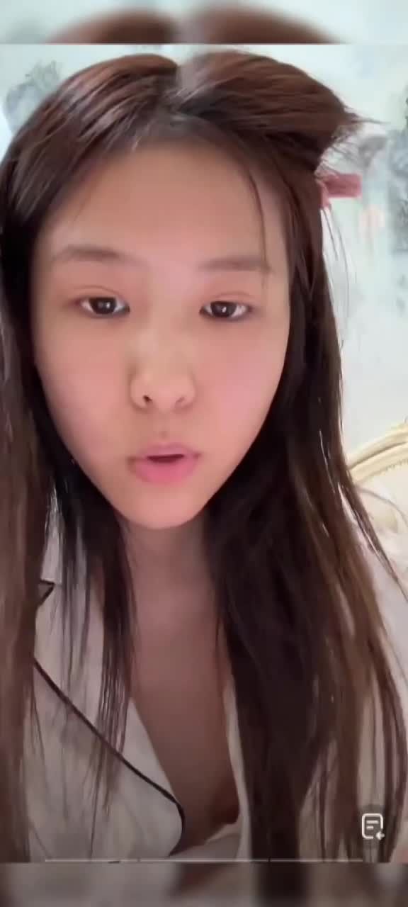 九月抖音快手走光视频 (63).MP4