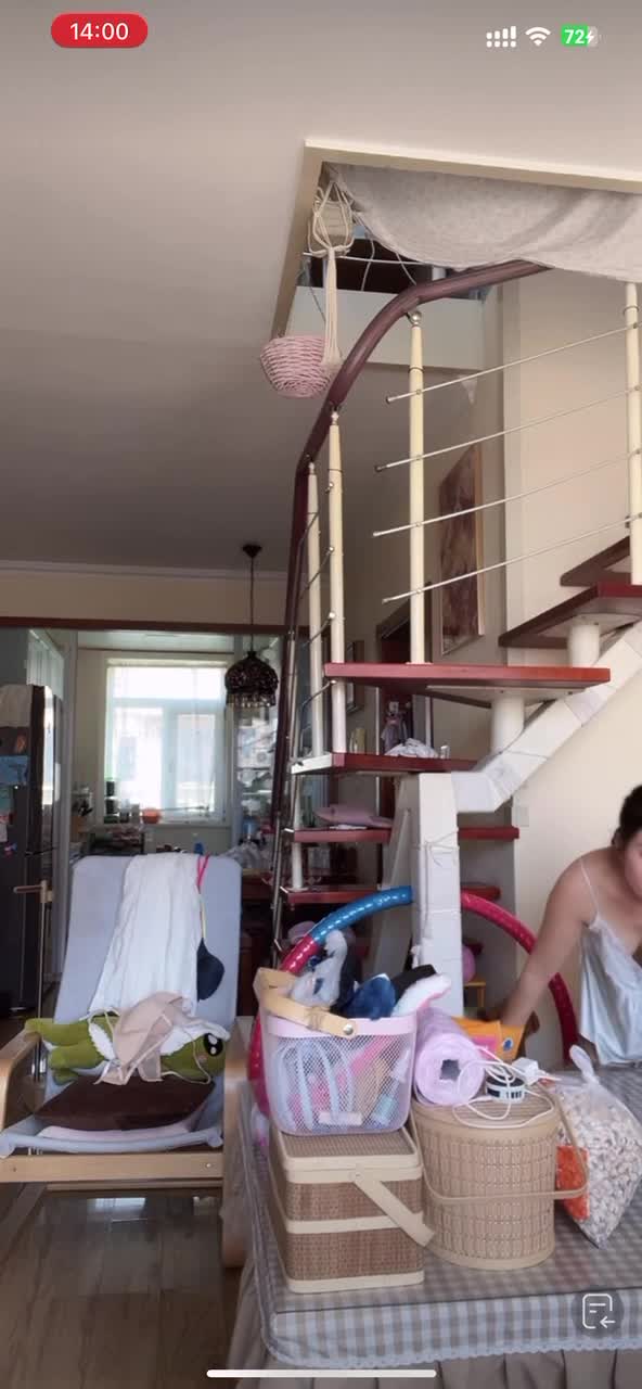 九月抖音快手走光视频 (28).MP4