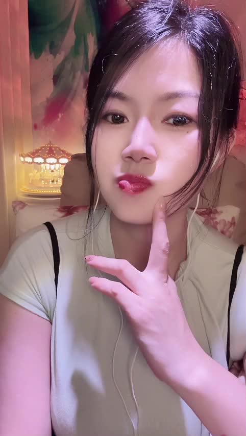 秝香香⁰⁰⁴_2025-09-17