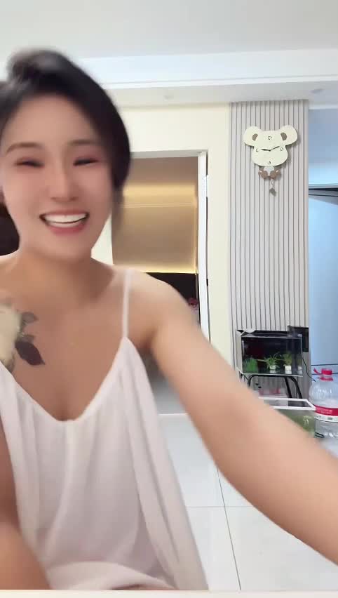 是颖子吖