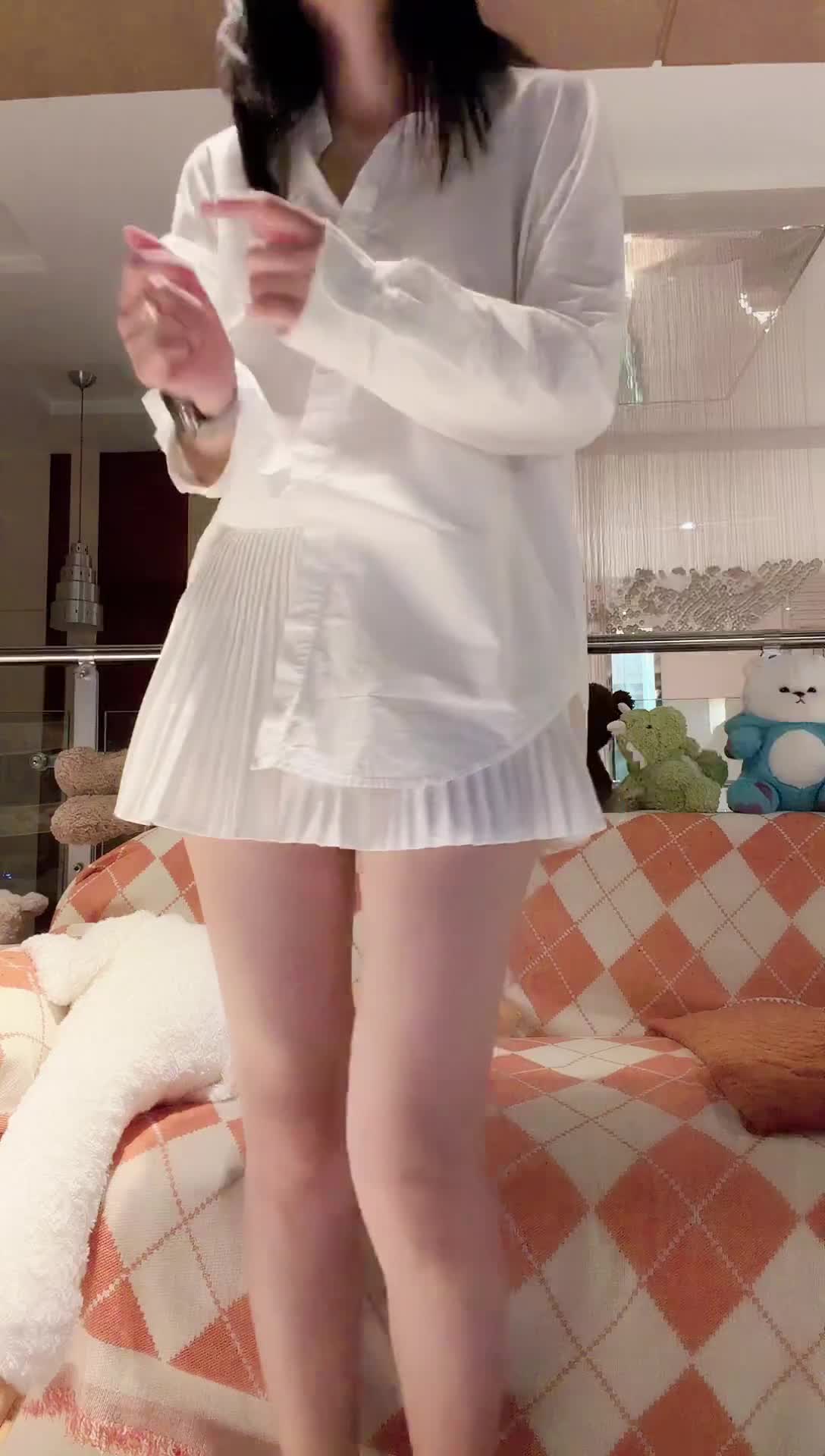 诺奕__2025-10-06_22-56-30_260