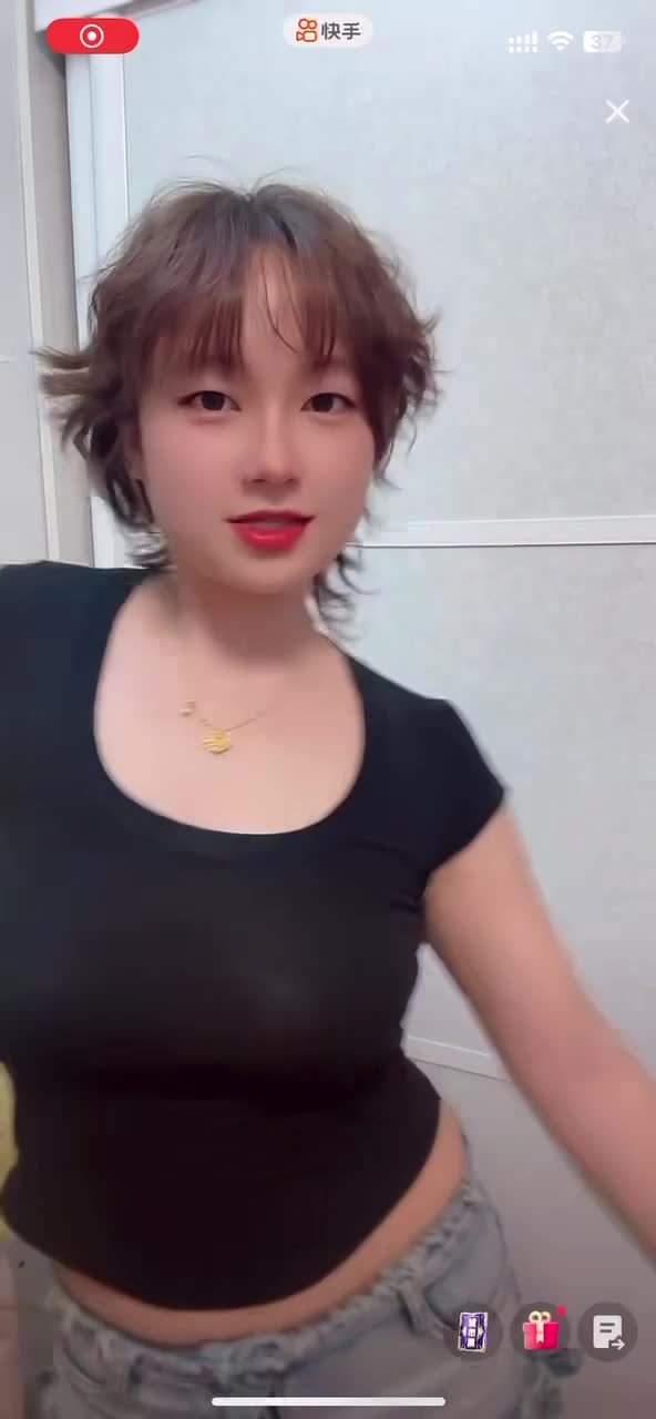 kanluping网 闪现分享 (9).MP4