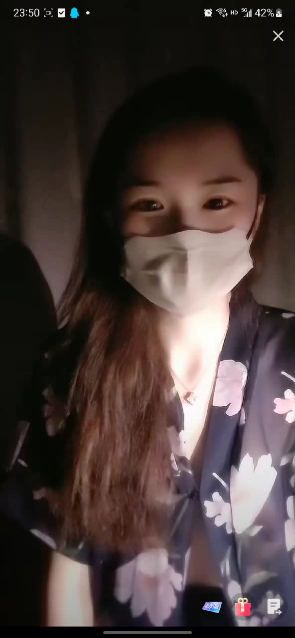 芒果奶茶不加冰_2025-10-25