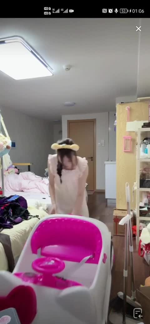 谌麽瑶呢_2025-11-05