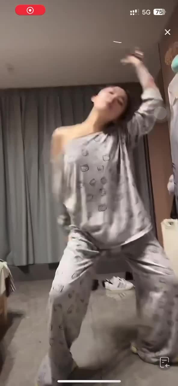 kanlupingcom直播录屏网11月更新 (30).MP4