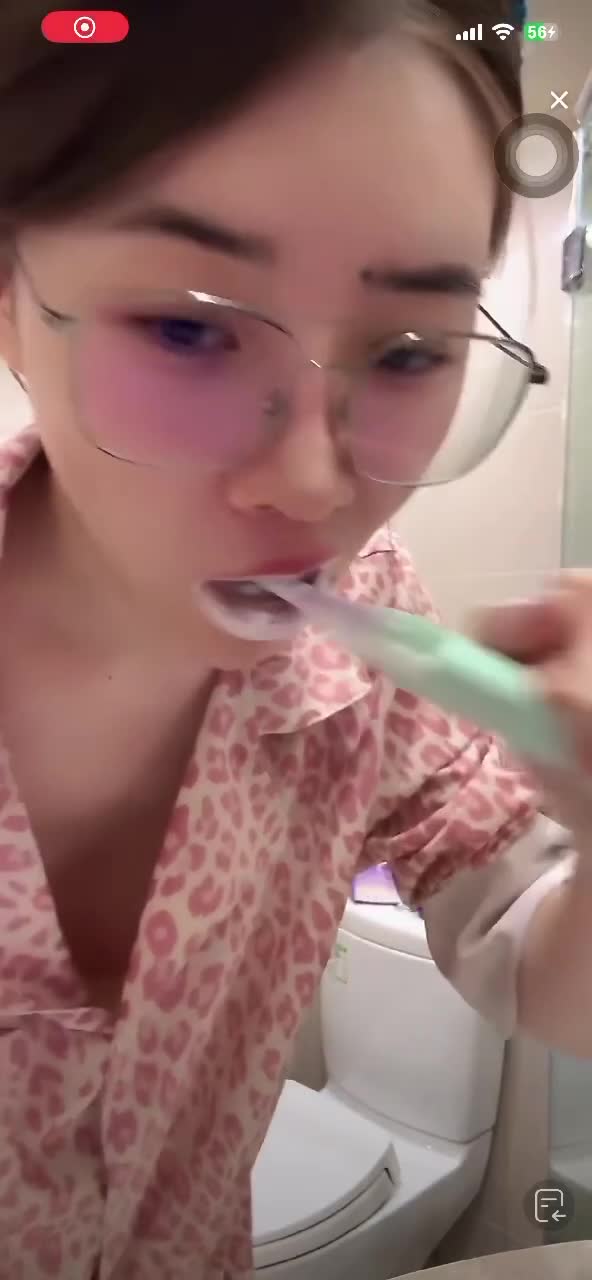 kanlupingcom直播录屏网11月更新 (22).MP4