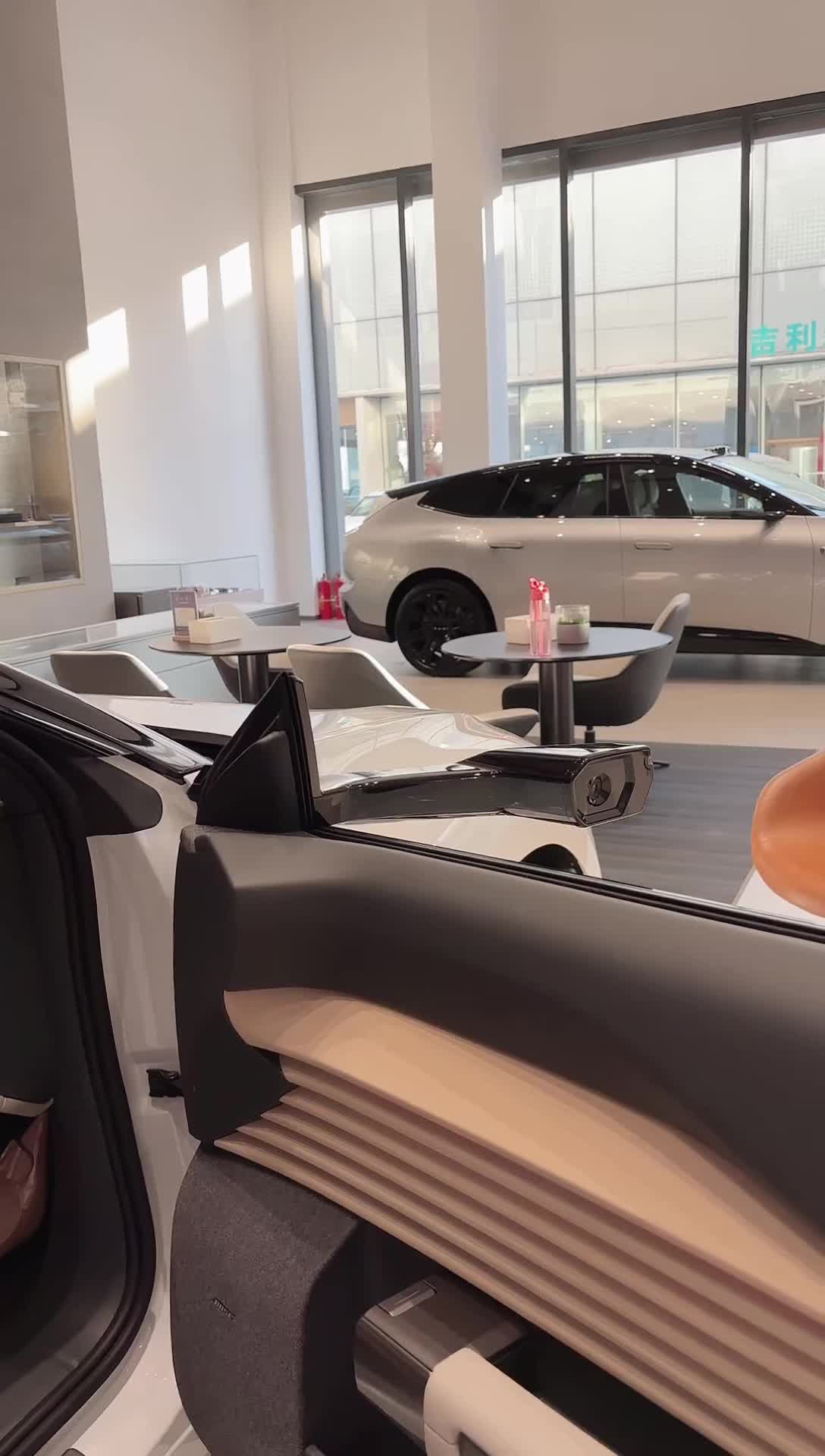 河南威佳省汽贸AUDI体验中心_2025-11-21_15-30-57_045