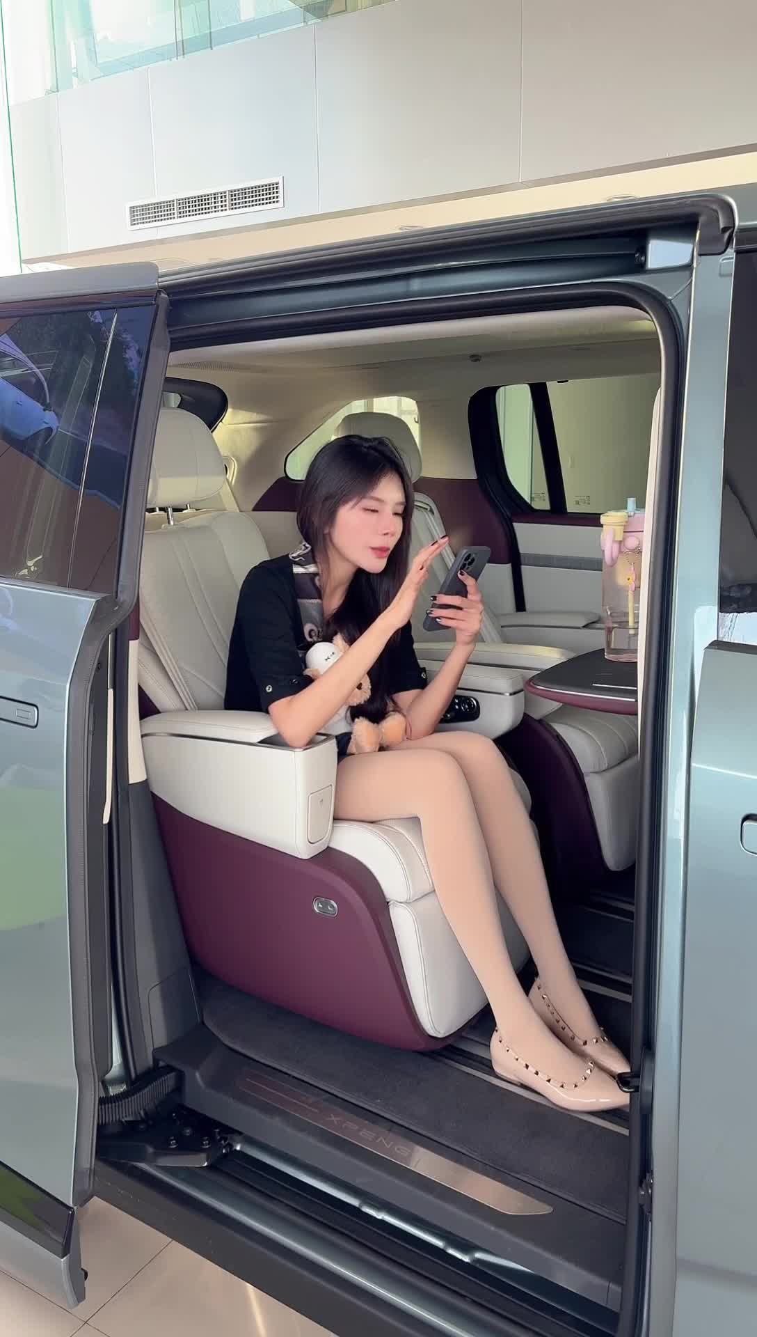 小鹏汽车阜新海清路店_2025-11-26_13-01-01_241