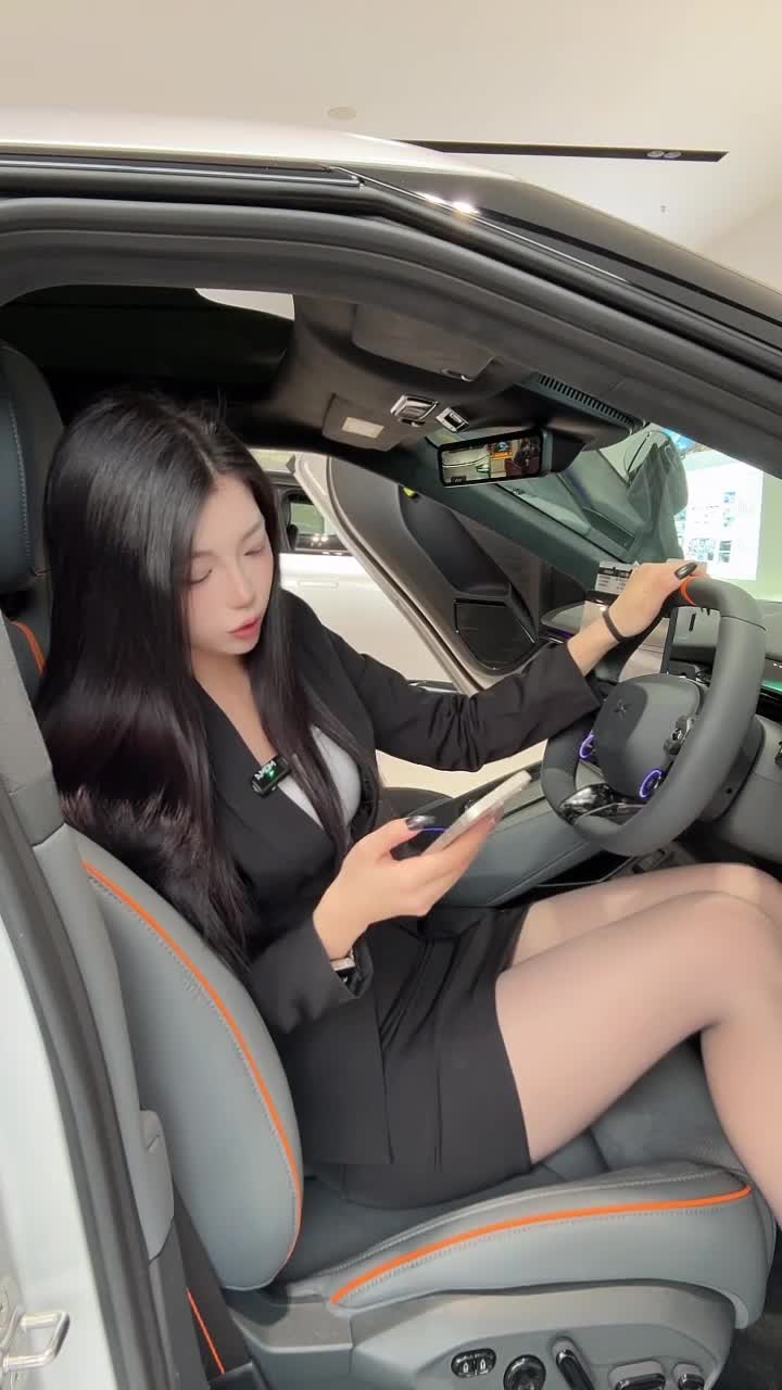 小鹏汽车怀化国际汽车城销售中心_2025-11-28_17-13-37_031