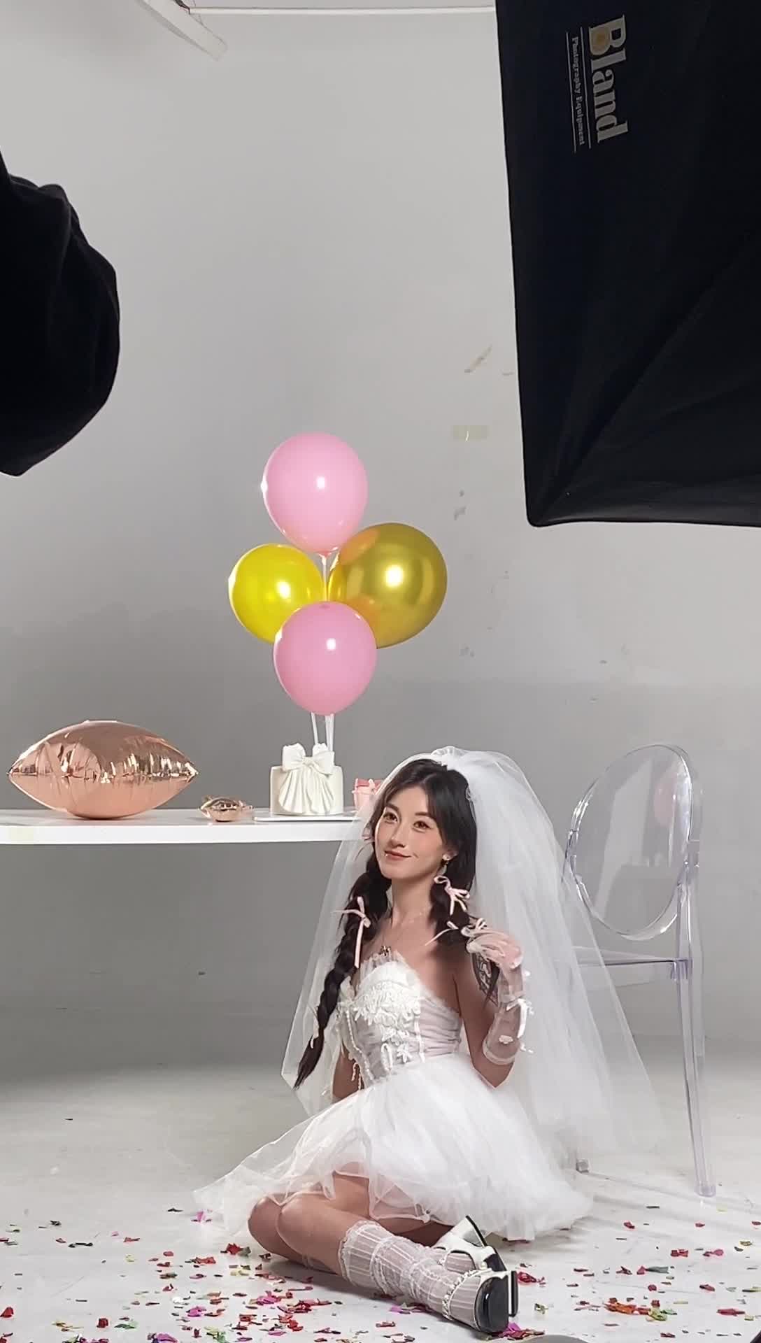 钟山区拾光纪婚纱摄影工作室_2025-12-04_15-45-53_152