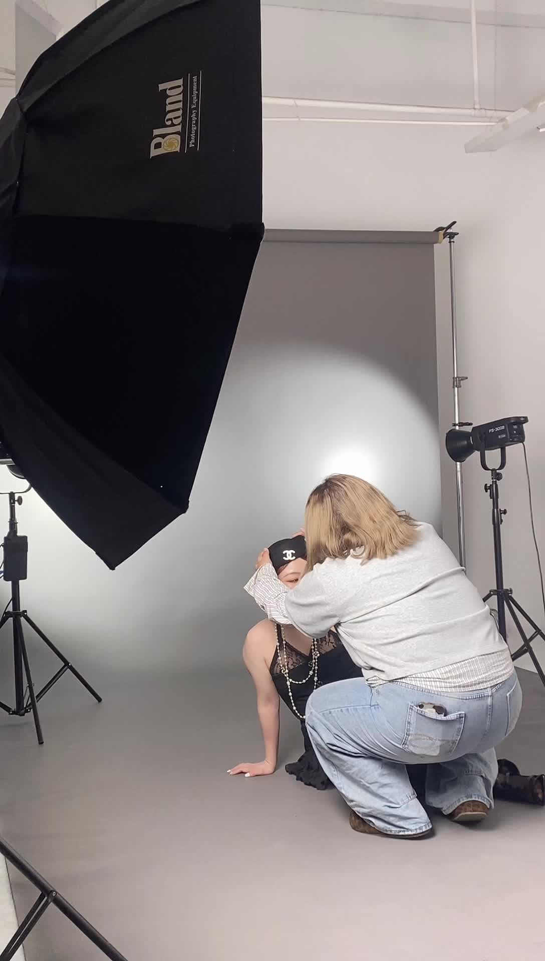 钟山区拾光纪婚纱摄影工作室_2025-12-10_16-09-28_020