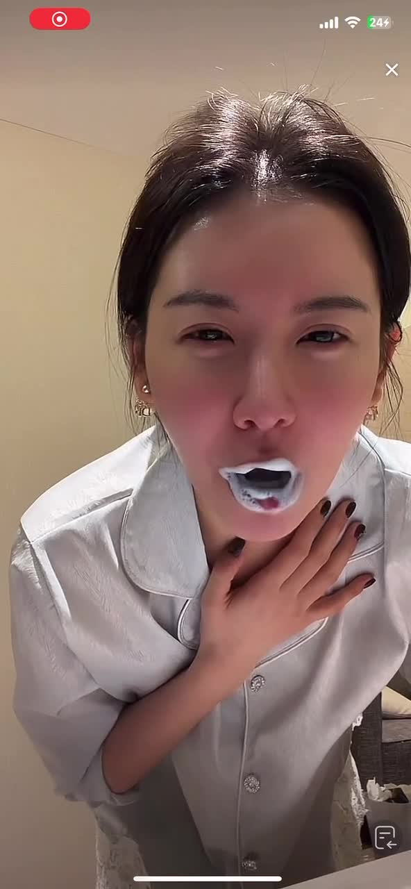 kanlupingcom12月精选直播回放 (23).MP4