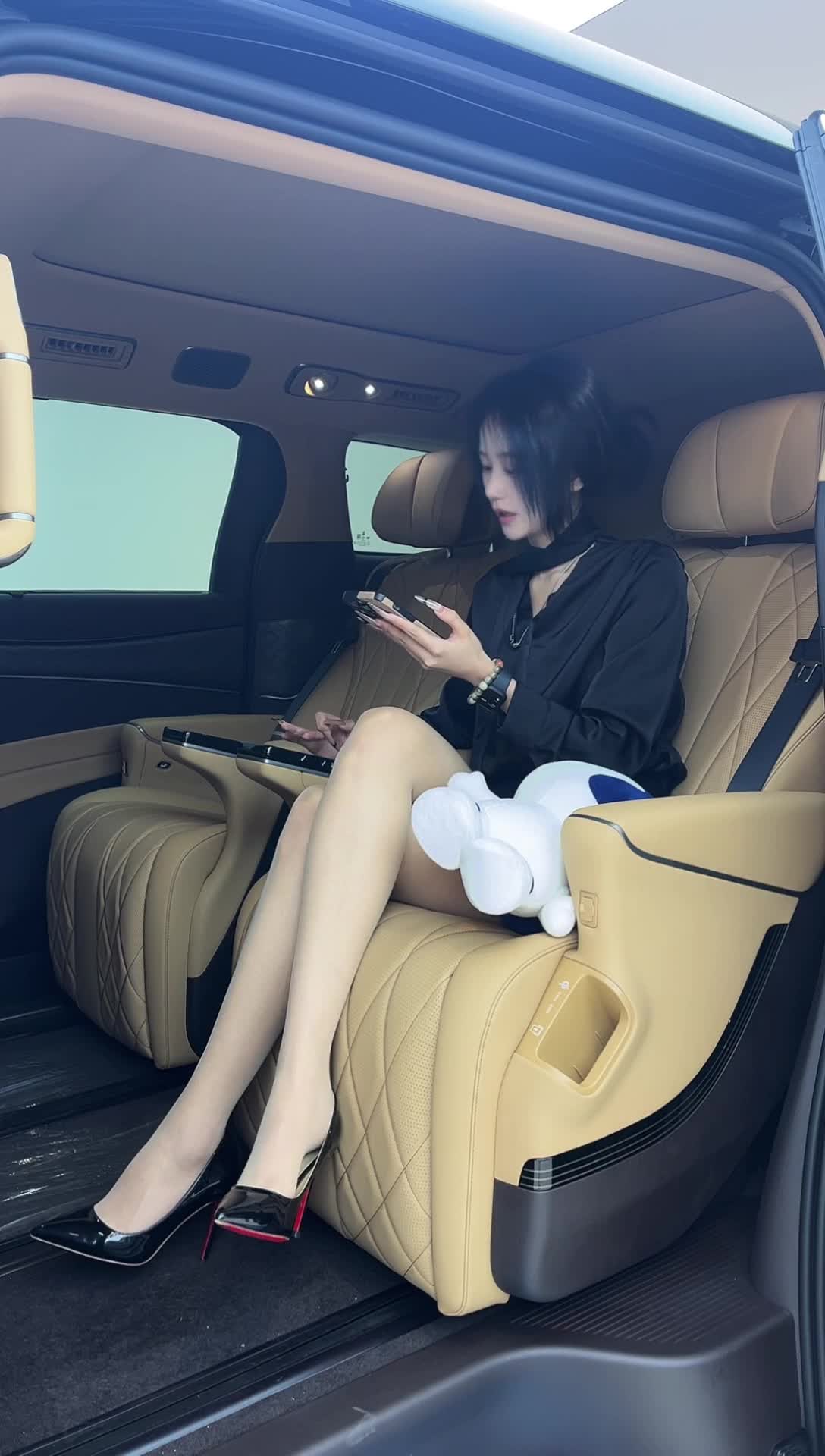 腾势汽车_｜_乐清迪之远2号直播间_2025-12-25_16-09-28_044