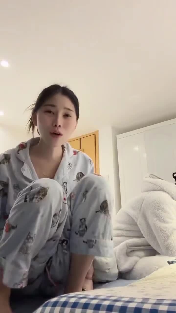 kanlupingcom 12月月末精选直播回放 (7).MP4