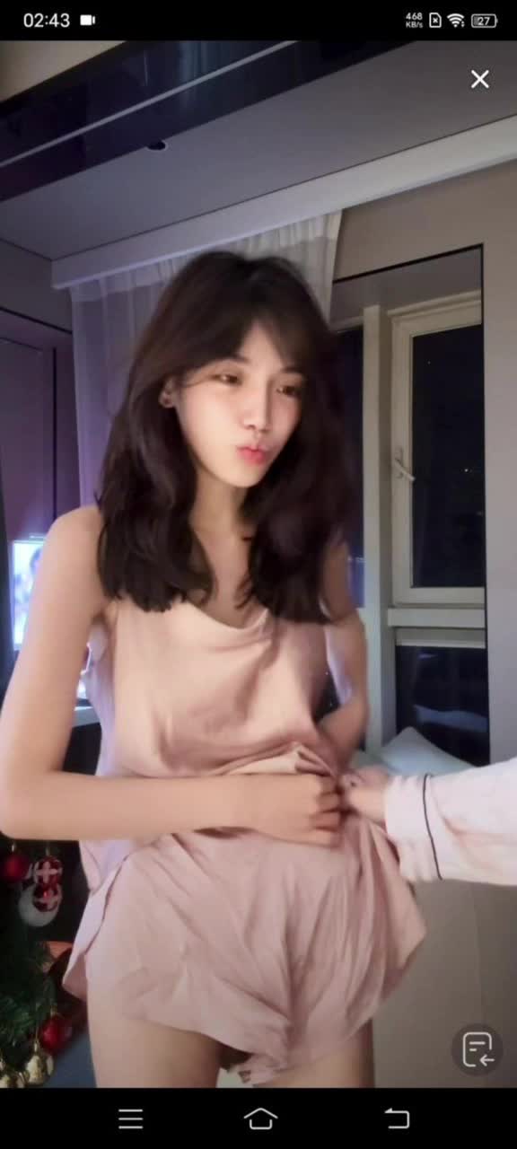 偷星九月天 露毛走光.MOV