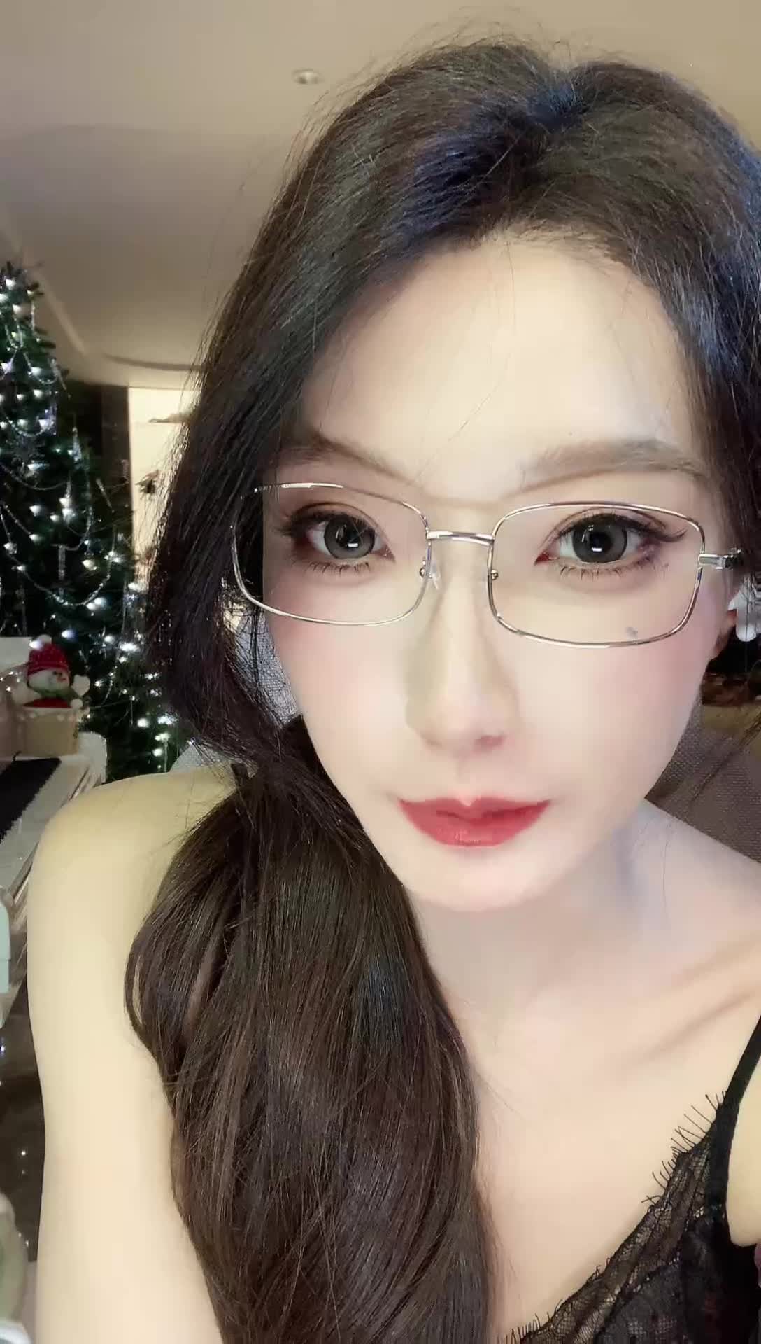 诗恩恩_2026-01-15_22-20-12_025