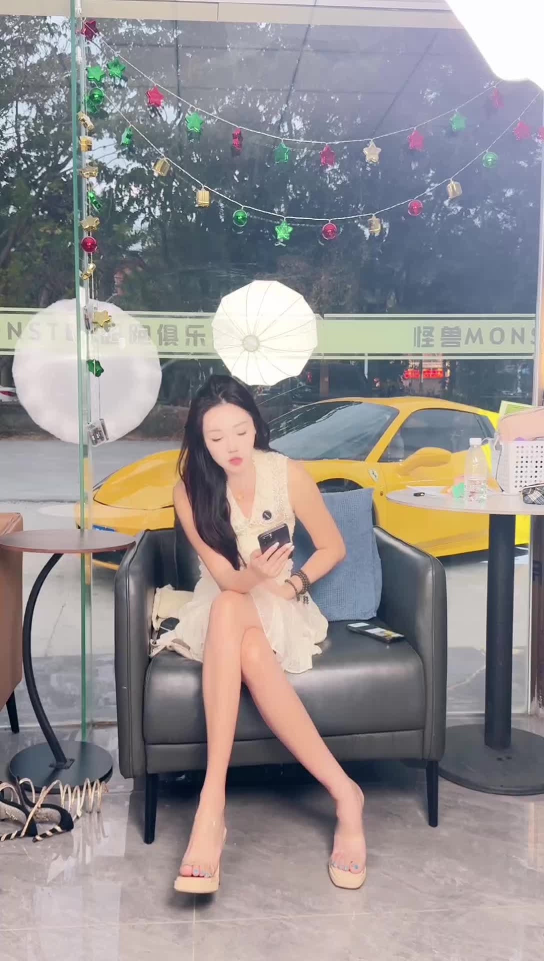 三亚租车游艇菲菲-怪兽超跑_2026-01-27_17-28-31_213