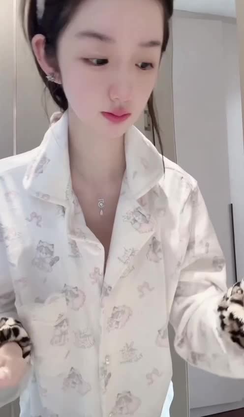 #小娜宝宝 走光2.MOV