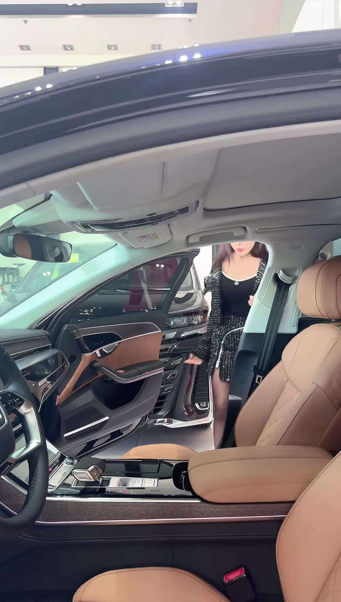 龙盛华名车_2026-02-03_09-43-40_023