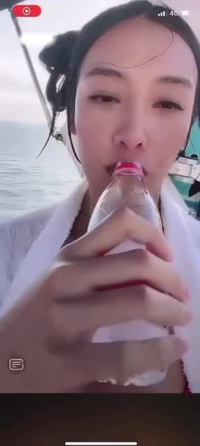 #陈莹莹 走光合集 (12).MP4