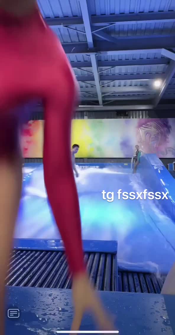 #陈莹莹 走光合集 (4).MP4