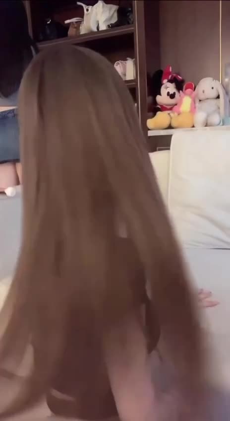 #李丽欣 走光.MP4