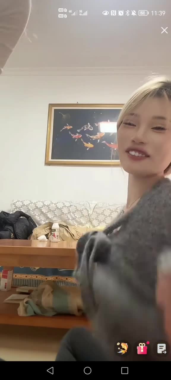 kanlupingcom 直播回放网祝大家初八一路发发发 (36).MP4