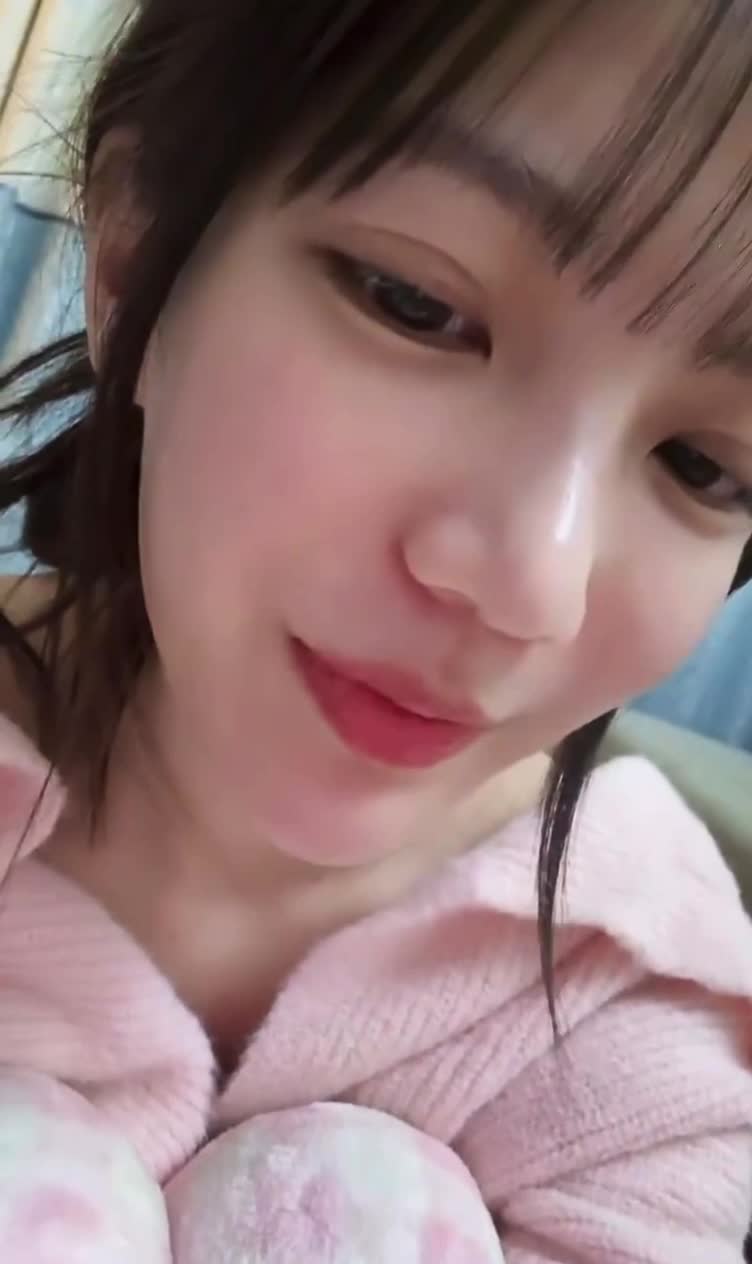 #朱芝琳Zzzz 走官方.MOV