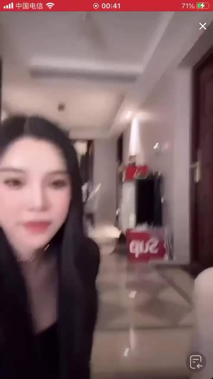 kanlupingcom3月末最新直播视频 (2).MP4