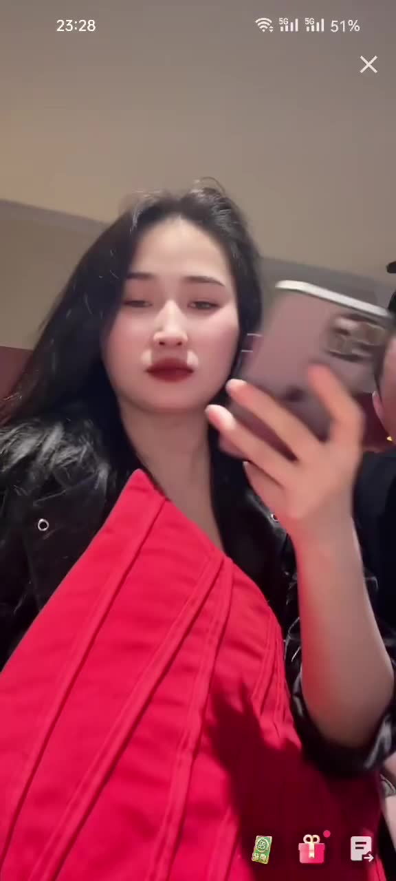 kanlupingcom3月末回放视频 (19).MP4