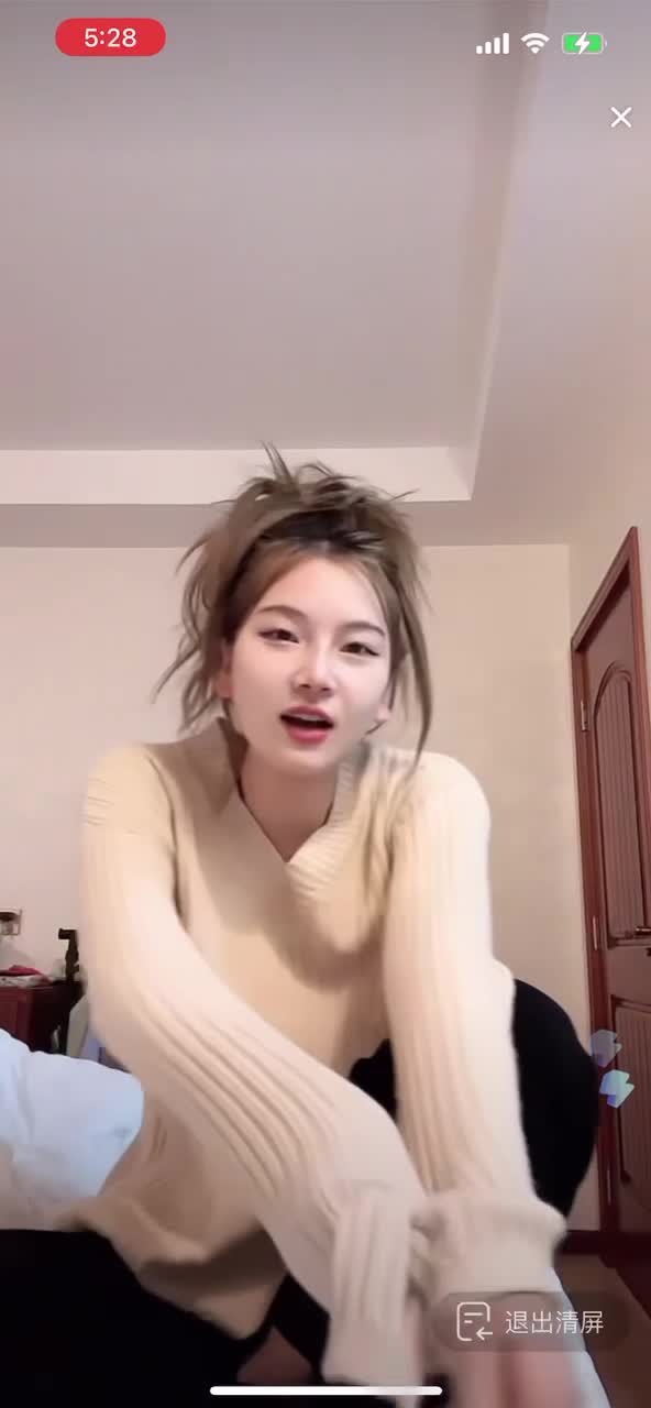 kanlupingcom3月末最新直播视频 (9).MP4