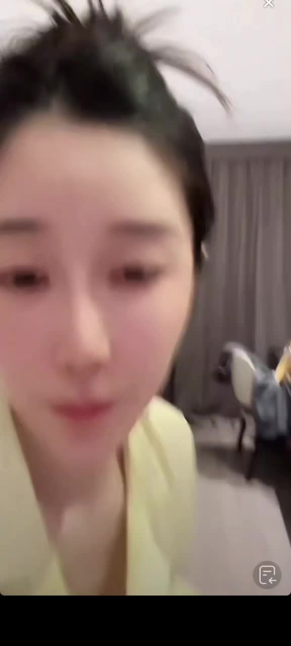 kanlupingcom3月末最新直播视频 (5).MP4