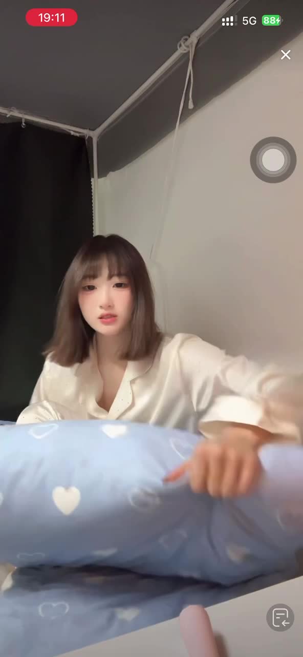 kanlupingcom3月末最新直播视频 (11).MP4