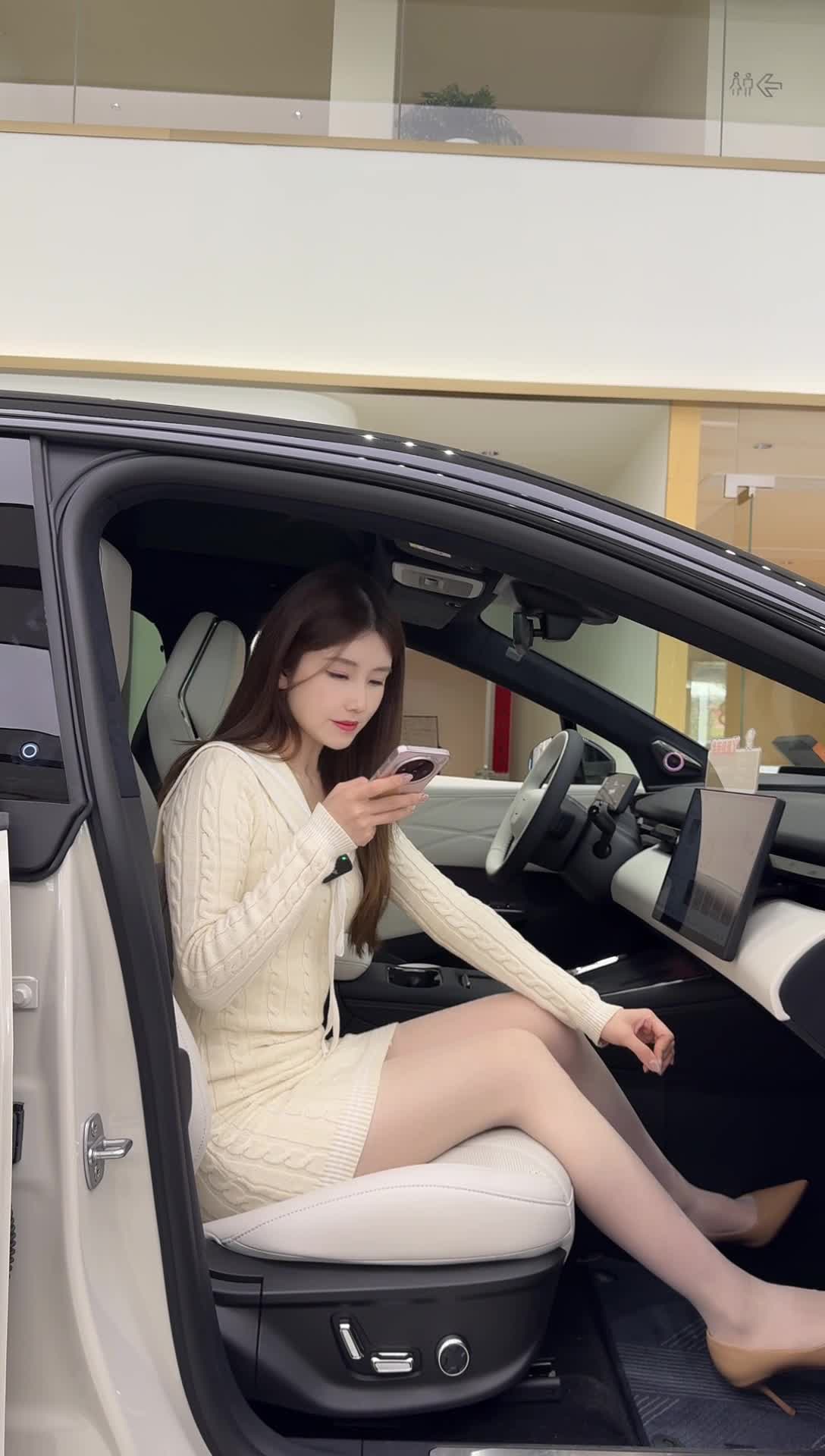 歪小蜜(想当极氪销冠版)_2026-04-07_11-19-58_007