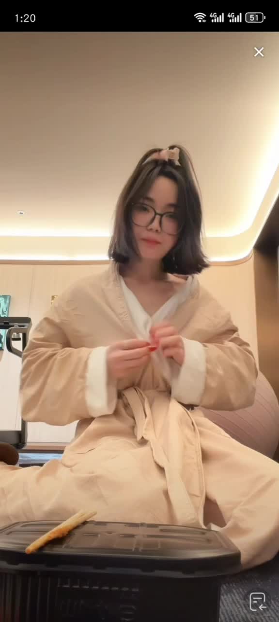 4月中旬kanluping直播回放网更新免费视频 (13).MP4