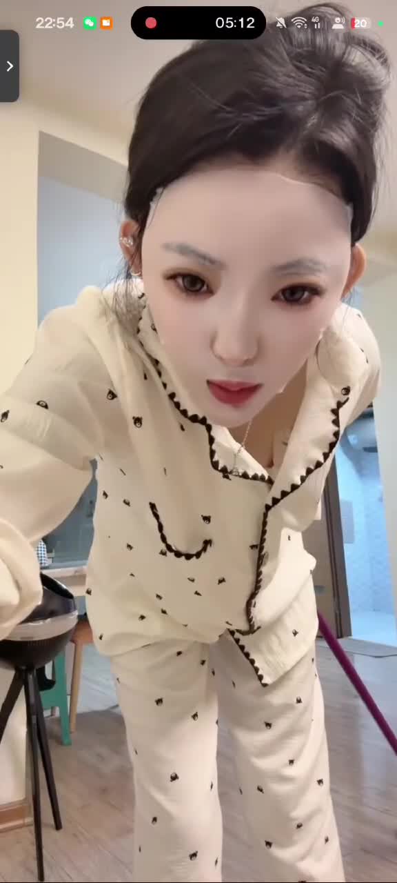 4月16日kanluping直播回放网精选视频 (6).MP4