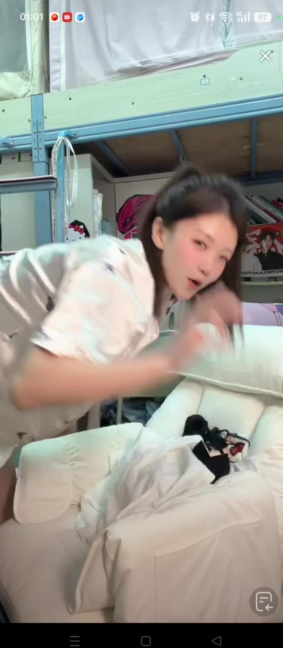 4月20日kanluping网精选直播回放 (18).MP4