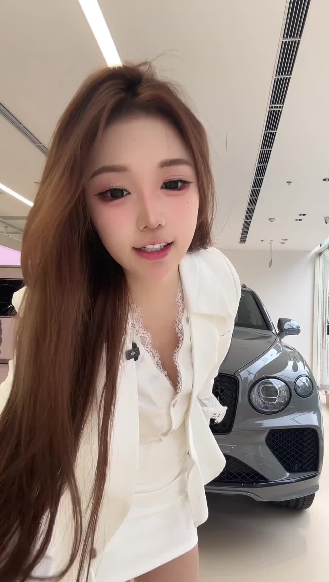 4月27日大昌行宾利汽车