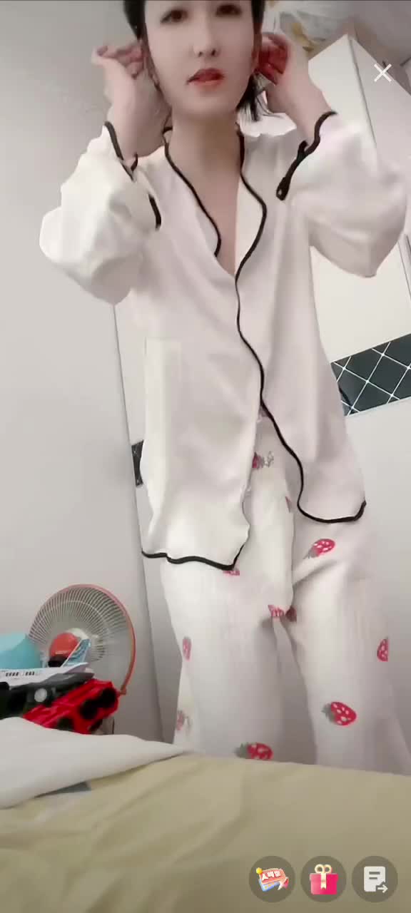 4月30日kanluping直播回放精选 (12).MP4