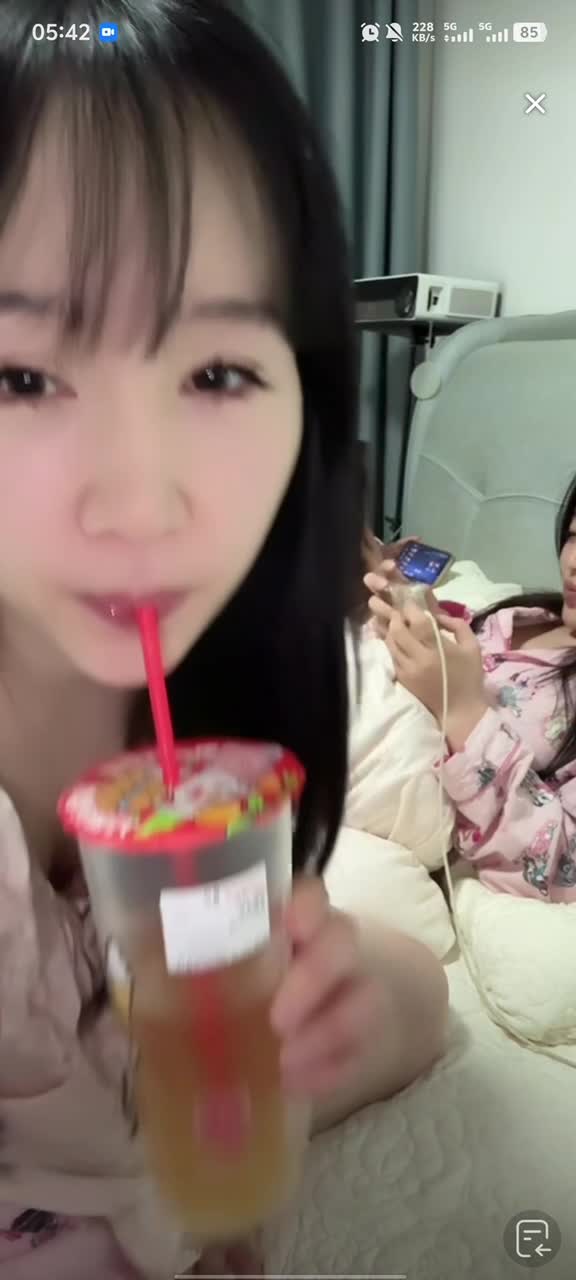 五月kanluping网直播回放免费精选 (2).MP4