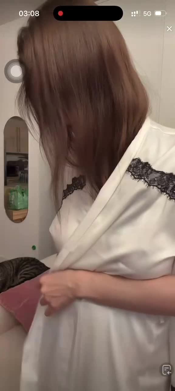 5月1日kanluping网直播回放精选 (15).MP4